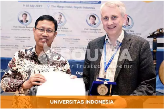 UNIVERSITAS INDONESIA